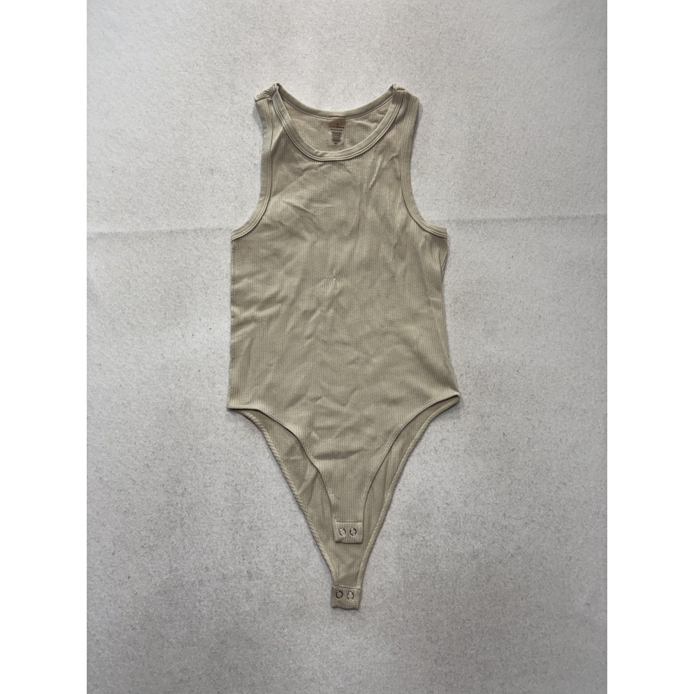 Love Charm Womens Medium Beige Ribbed Knit Tank Bodysuit Racerback Snap 8371JN